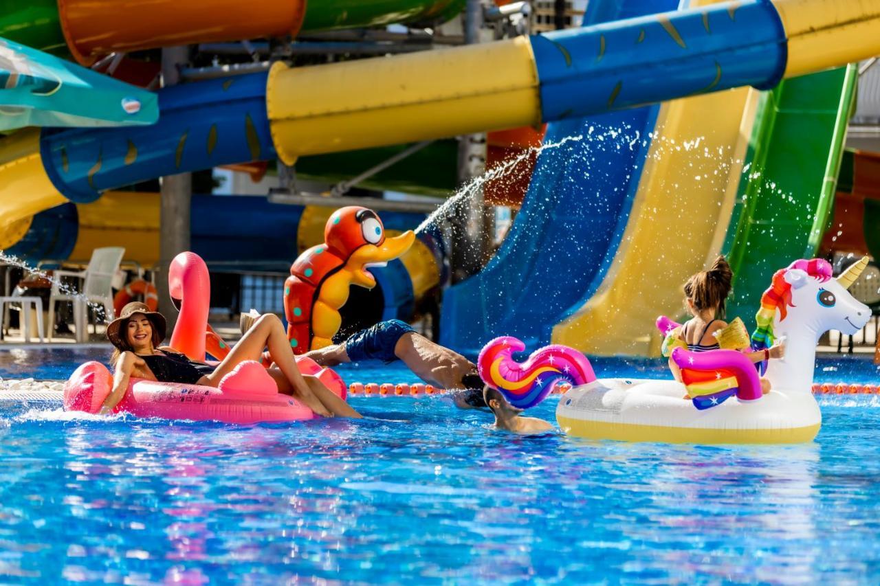 Prestige Deluxe Aquapark Club 4* Nisipurile de Aur