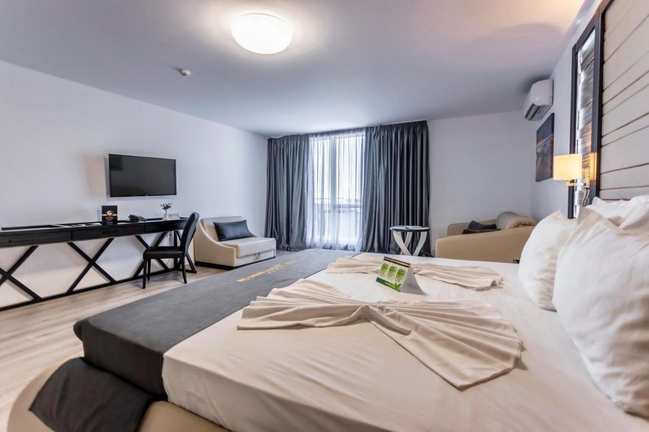 Prestige Deluxe Aquapark Club 4*