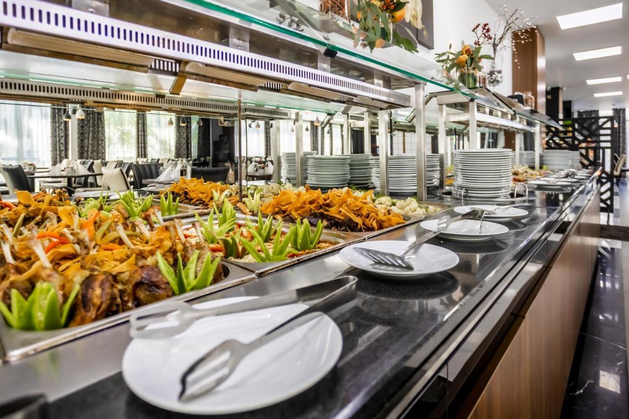 Prestige Deluxe Aquapark Club Hotel 4*