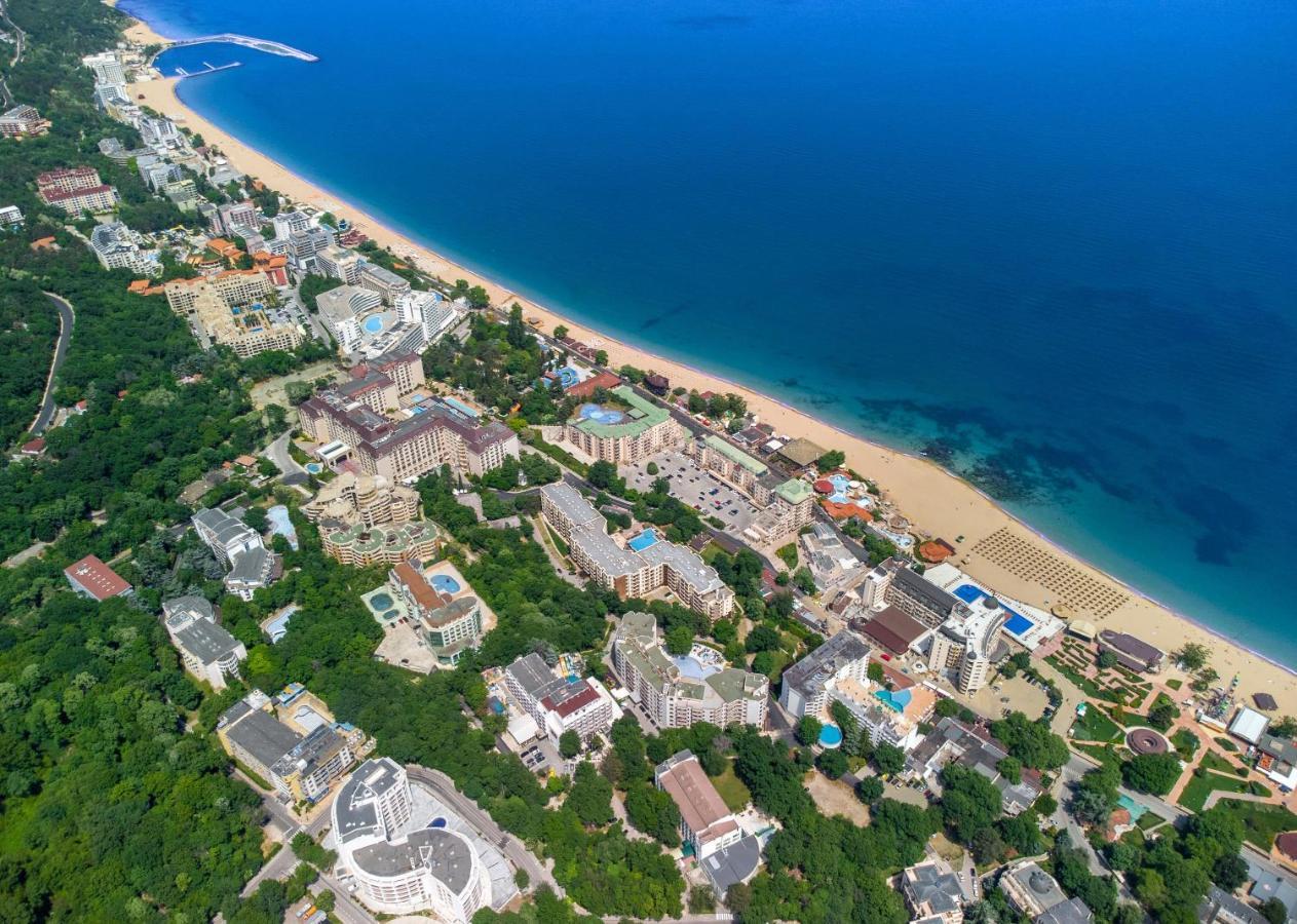 Prestige Deluxe Aquapark Club 4*