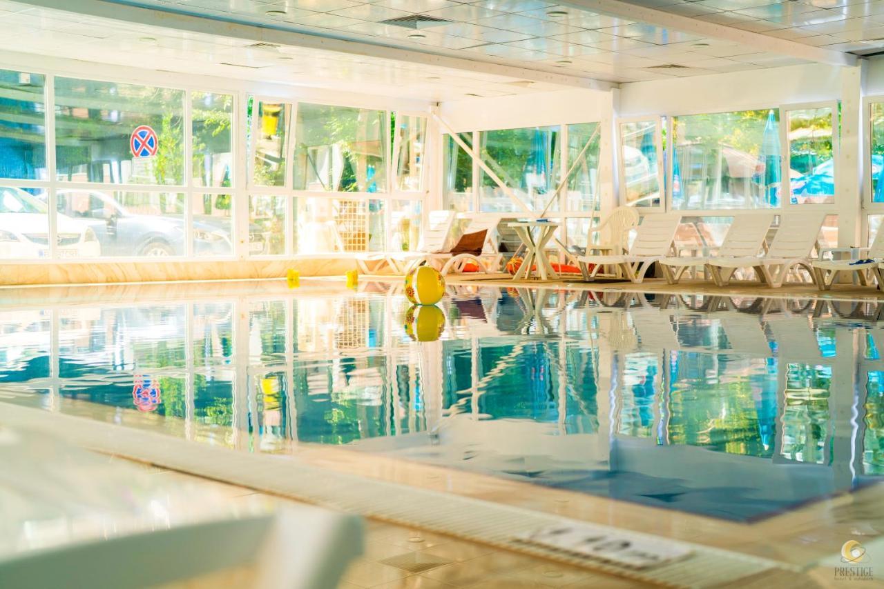 Prestige Deluxe Aquapark Club גולדן סנדס